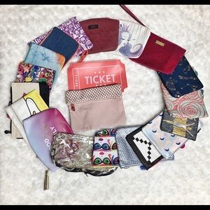 *Ipsy* makeup bag lot